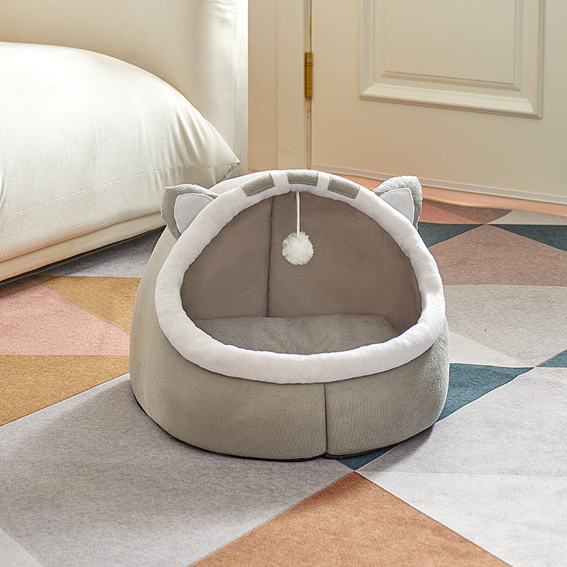 Cozy cat bed with soft pudding-inspired design