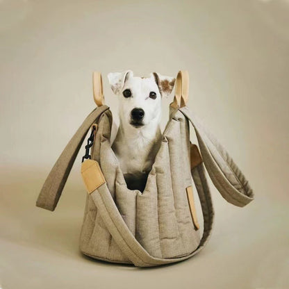 Front view Thickened cat carrier bag with comfortable interior
